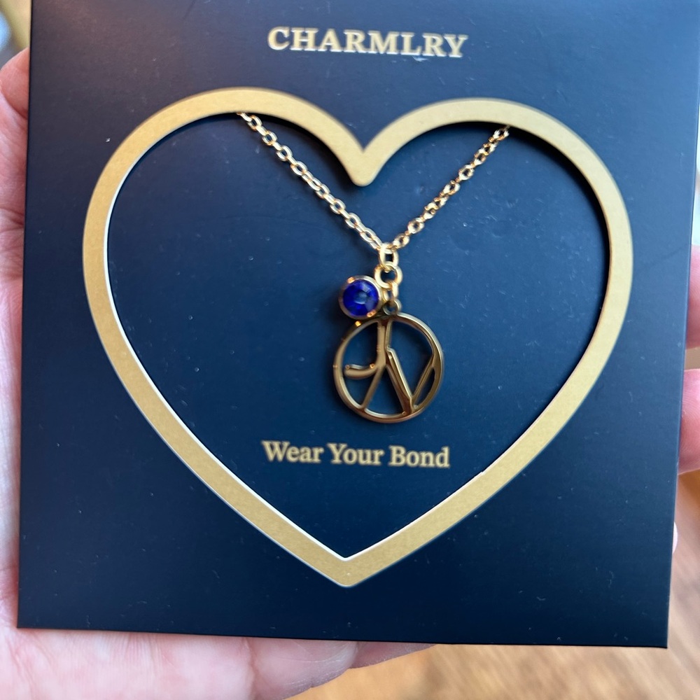 Charmlry custom Gold initial Pendant Necklace J&M